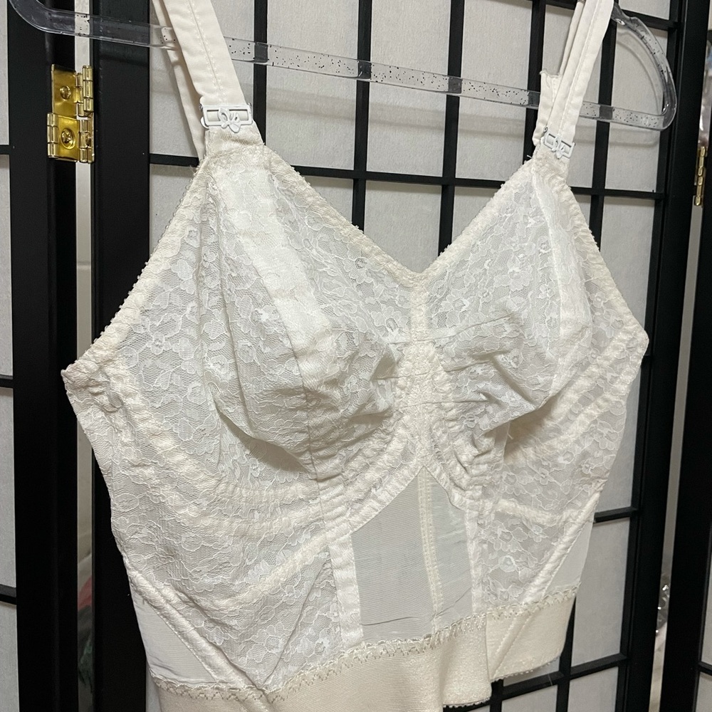 Vintage White XL E-F Bullet Corset Bra
